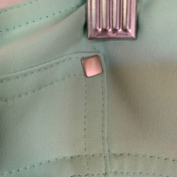 Jamie Sadock | Mint Green Mini Skort w/ Slit on R Leg Size 4 - Picture 6 of 11